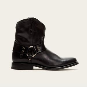 NIB Frye Wyatt Harness Short Boots - Size 5.5 Women's
